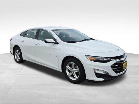 Used 2023 Chevrolet Malibu LT FWD image 8