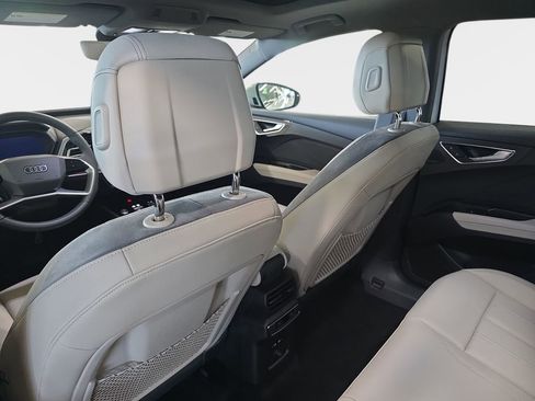 New 2026 Audi Q4 e-tron Premium Plus image 9
