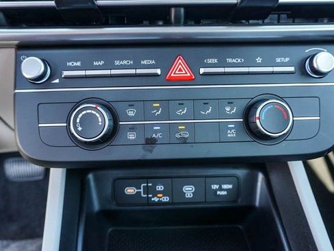 New 2026 Hyundai Tucson SE image 17