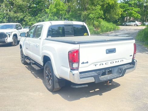 Used 2023 Toyota Tacoma SR5 w/ Black Out Package (TMS) AWD/4WD image 6