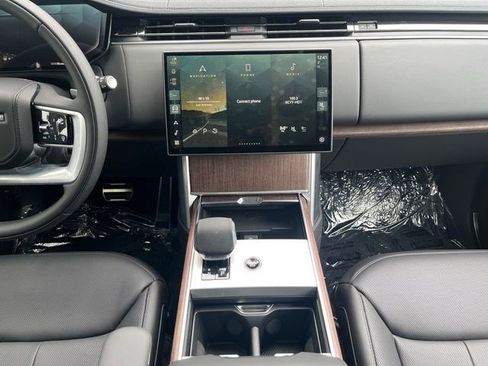 New 2026 Land Rover Range Rover SE AWD/4WD image 17