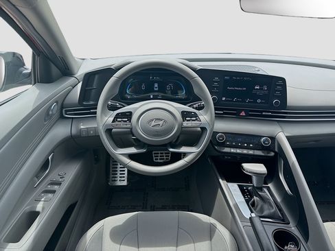 Certified 2026 Hyundai Elantra Sport FWD image 18