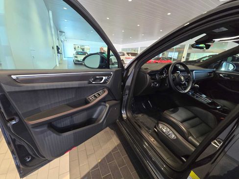 Used 2026 Porsche Macan GTS AWD/4WD image 22