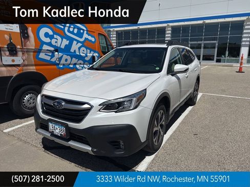 Used 2021 Subaru Outback Limited AWD/4WD image 1