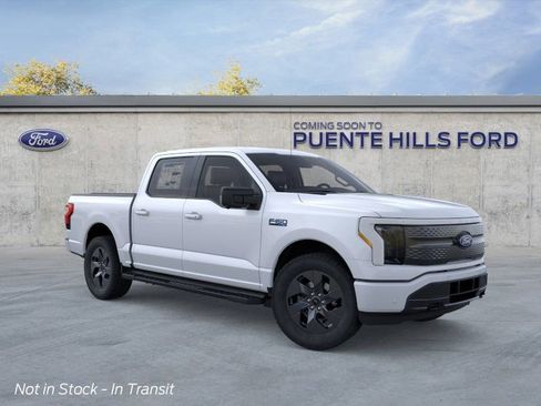 Used 2025 Ford F150 Lightning Flash image 7