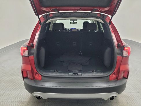 Used 2022 Ford Escape SE image 29