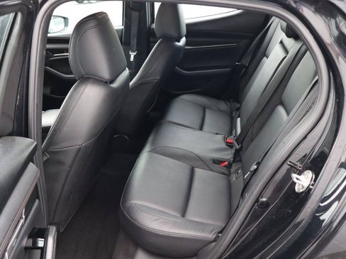 Used 2024 MAZDA MAZDA3 s FWD image 5