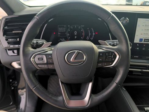 Used 2024 Lexus RX 350 FWD w/ Technology Package image 18