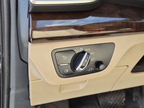 Used 2018 Audi Q5 2.0T Premium Plus w/ Premium Plus Package image 24