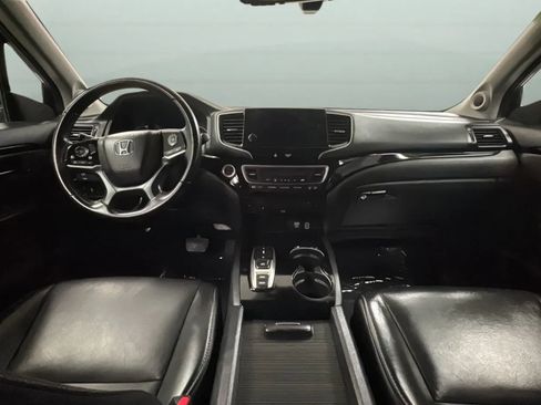 Used 2019 Honda Pilot Touring image 10