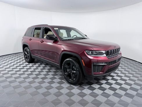 New 2026 Jeep Grand Cherokee Limited image 2