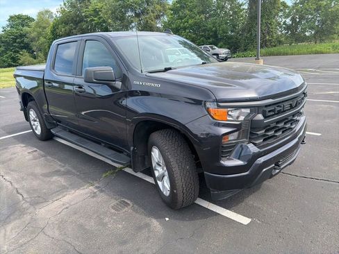 Used 2022 Chevrolet Silverado 1500 Custom AWD/4WD image 6