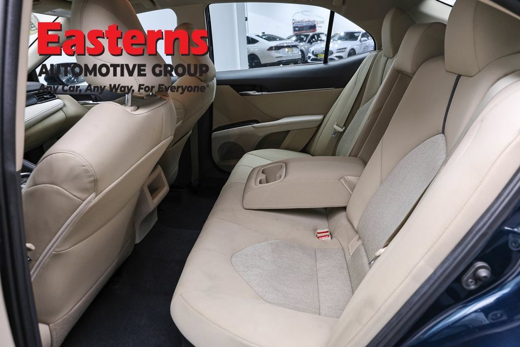 Used 2021 Toyota Camry LE FWD image 22
