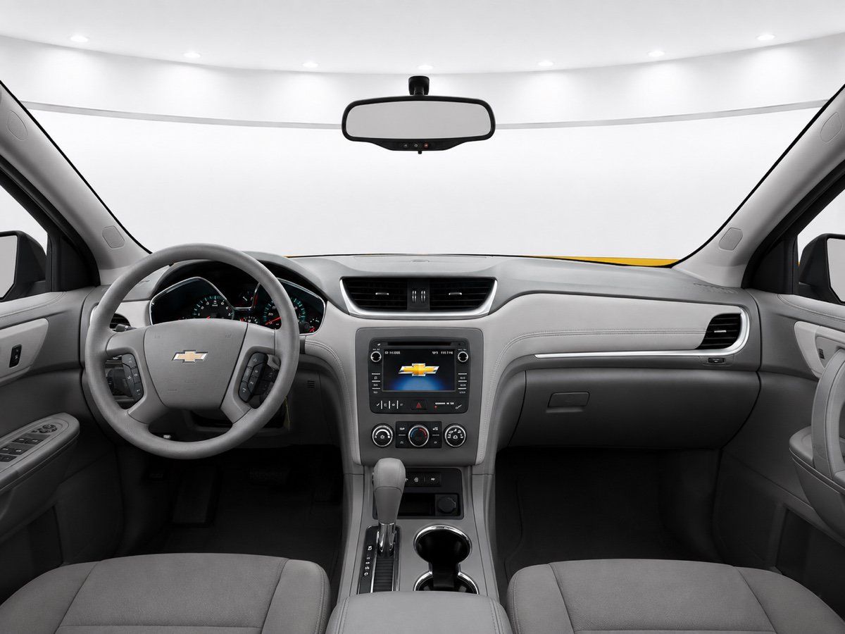 Used 2014 Chevrolet Traverse LS FWD image 14