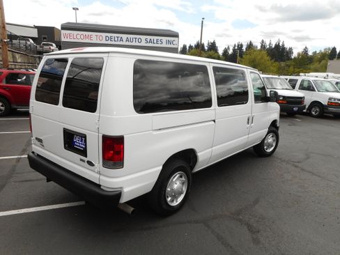 Used 2011 Ford E-150 and Econoline 150 Wagon w/ PWR Windows & Locks Group RWD image 8