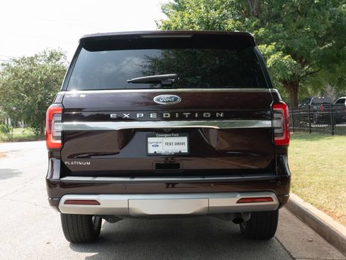 Used 2024 Ford Expedition Platinum RWD image 10