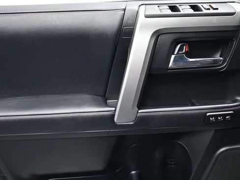 Used 2020 Toyota 4Runner Limited AWD/4WD image 8