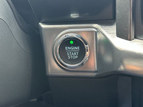 Used 2023 Ford F150 Lariat image 26