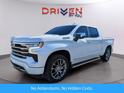 Used 2025 Chevrolet Silverado 1500 High Country image 1