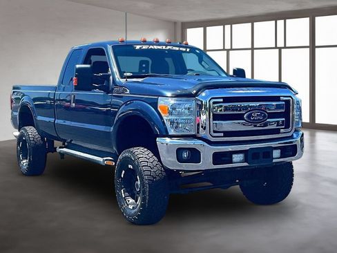 Used 2016 Ford F250 XLT w/ Snow Plow Prep Package AWD/4WD image 12