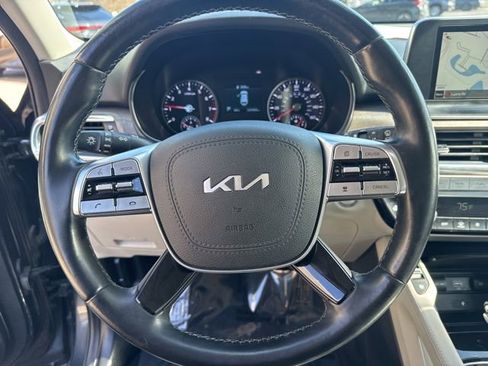 Used 2022 Kia Telluride EX w/ EX Premium Package image 14