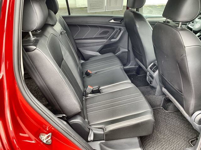 Used 2023 Volkswagen Tiguan SE FWD image 25
