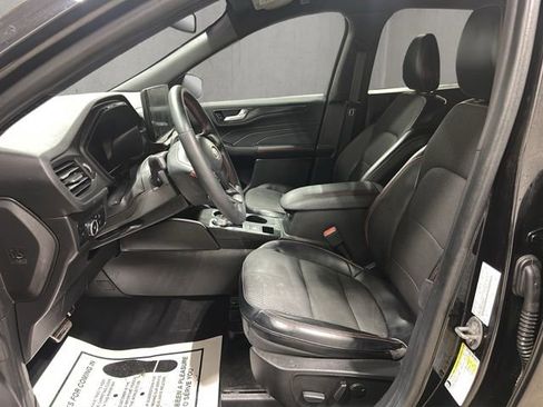 Used 2023 Ford Escape ST-Line Elite image 11