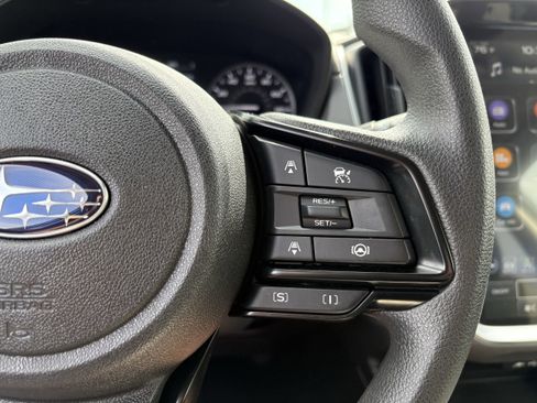 Used 2024 Subaru Crosstrek 2.0i Premium AWD/4WD image 16