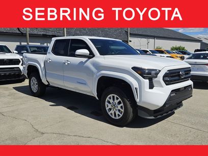 New 2025 Toyota Tacoma SR5