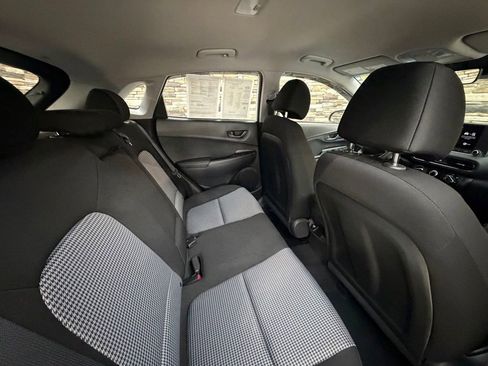 Used 2023 Hyundai Kona SE AWD/4WD image 29