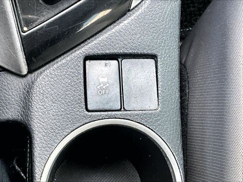 Used 2016 Toyota Corolla LE image 36