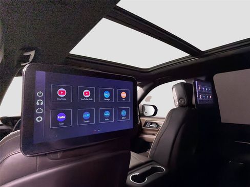Used 2025 GMC Yukon XL Denali Ultimate AWD/4WD image 25