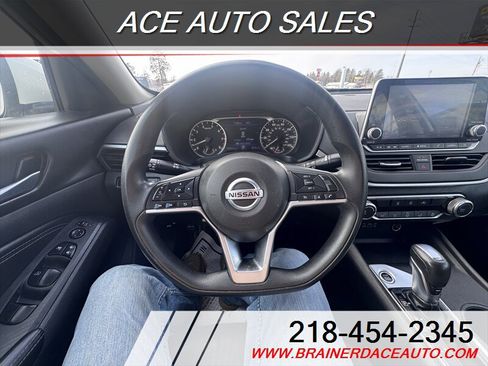 Used 2020 Nissan Altima 2.5 S image 12