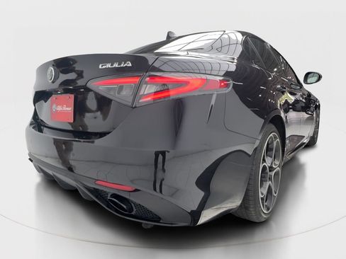 New 2025 Alfa Romeo Giulia image 4