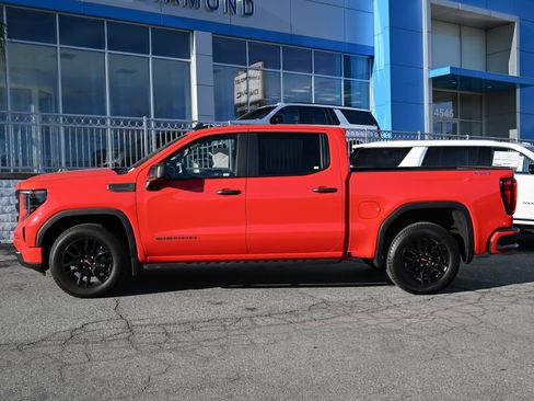 Used 2024 GMC Sierra 1500 Pro w/ Graphite Edition AWD/4WD image 8
