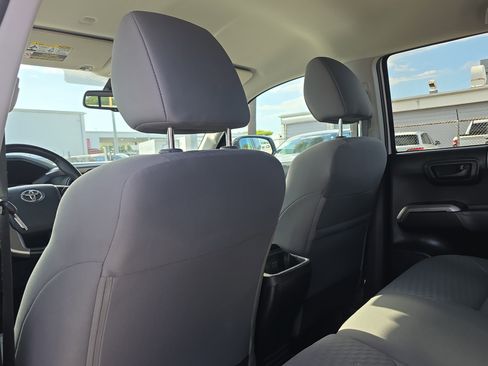 Used 2023 Toyota Tacoma SR5 RWD image 15