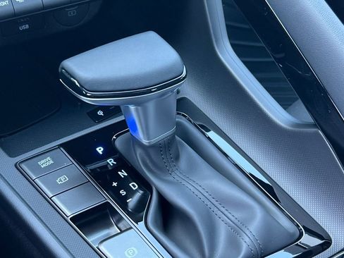 New 2025 Hyundai Elantra SEL image 19