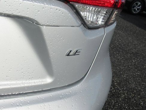 Used 2020 Toyota Corolla LE image 8