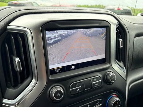 Used 2019 Chevrolet Silverado 1500 LT Trail Boss AWD/4WD image 15