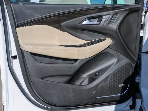 Used 2019 Buick Envision Premium image 10