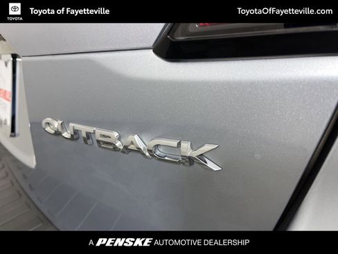 Used 2023 Subaru Outback Limited image 4