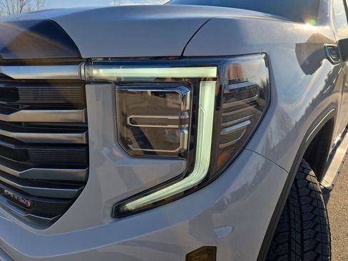 New 2026 GMC Sierra 1500 AT4 w/ AT4 Premium Package AWD/4WD image 33