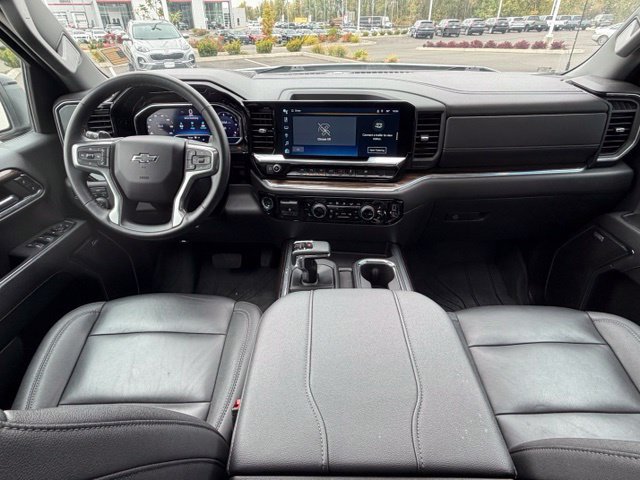 Used 2024 Chevrolet Silverado 1500 RST w/ RST All Star Premium Package AWD/4WD image 10