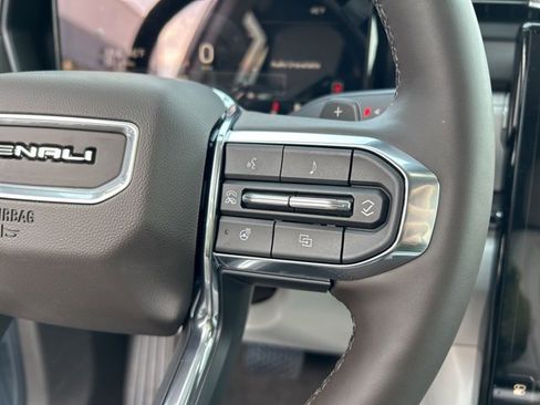 New 2026 GMC Terrain Denali w/ LPO, Floor Liner Package image 19