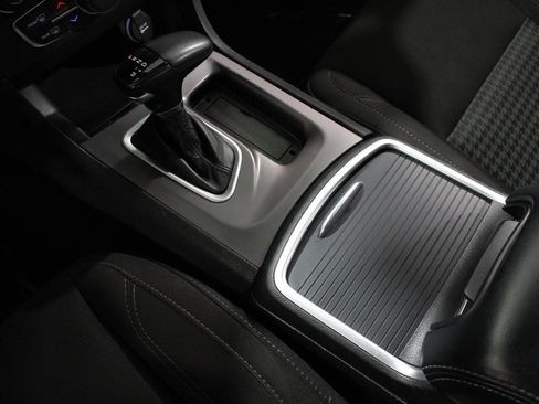 Used 2023 Dodge Charger SXT image 14