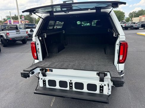 Used 2019 GMC Sierra 1500 AT4 w/ AT4 Premium Package AWD/4WD image 8