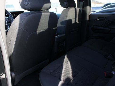 Used 2024 GMC Canyon Elevation w/ Convenience Package image 31