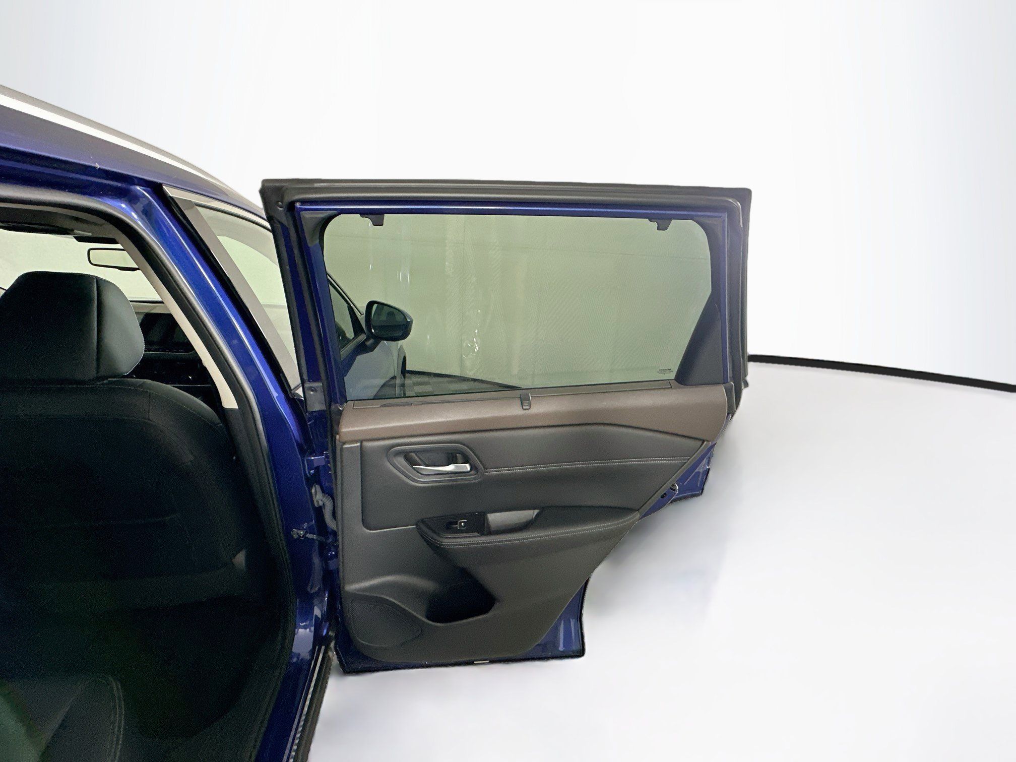 Used 2023 Nissan Rogue SL w/ SL Premium Package FWD image 31