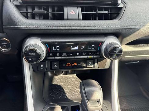Used 2023 Toyota RAV4 XLE w/ XLE Grade Weather Package AWD/4WD image 31