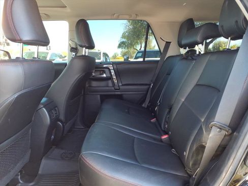 Used 2024 Toyota 4Runner TRD Off-Road Premium image 15